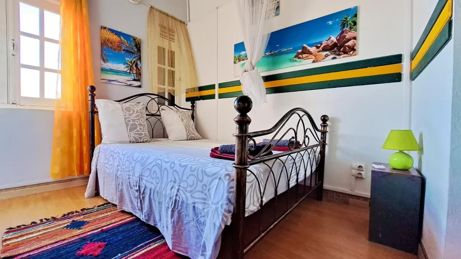 Maison Lucia Saint-Pierre ภายนอก รูปภาพ