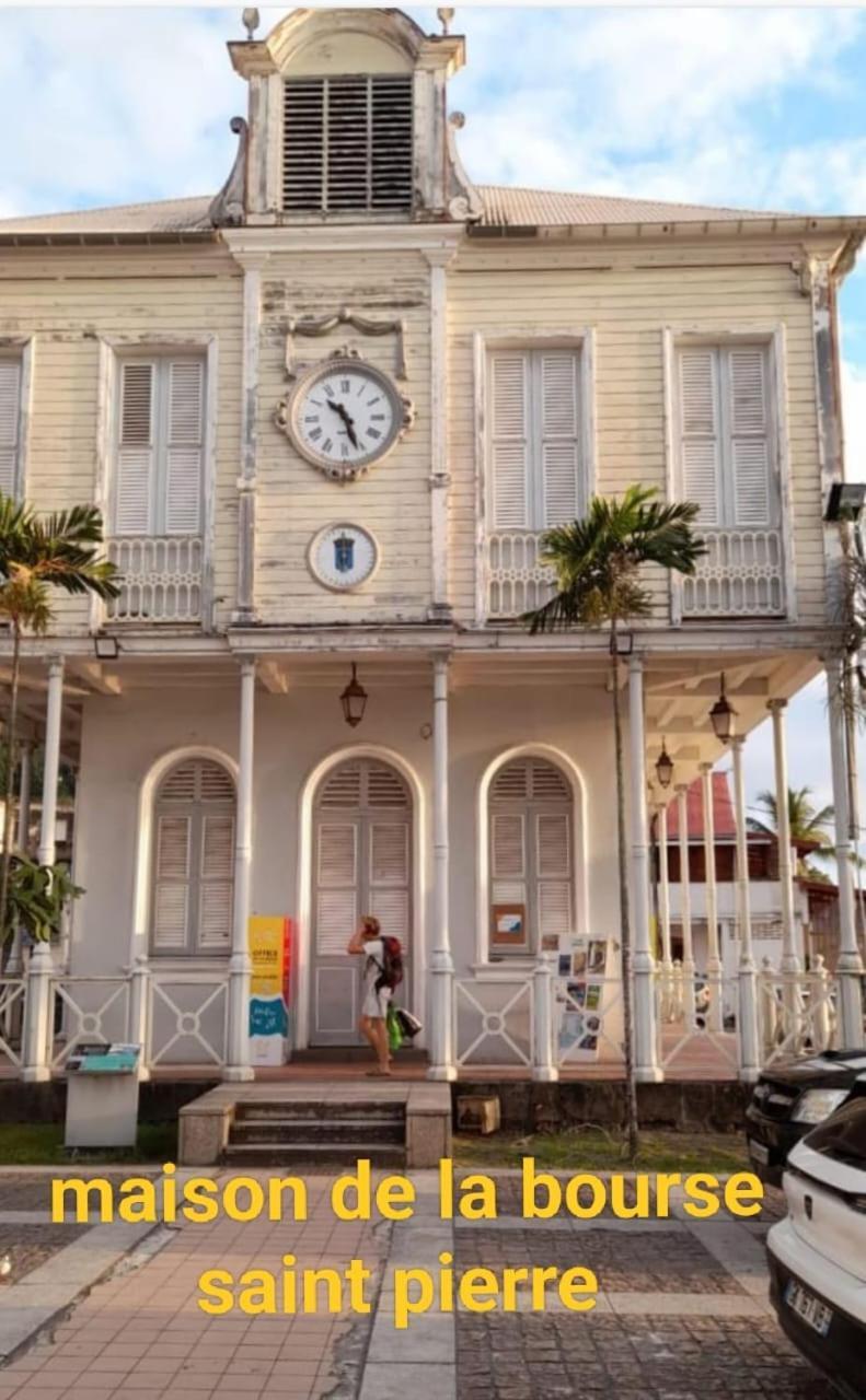 Maison Lucia Saint-Pierre ภายนอก รูปภาพ