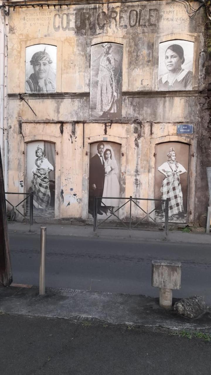 Maison Lucia Saint-Pierre ภายนอก รูปภาพ